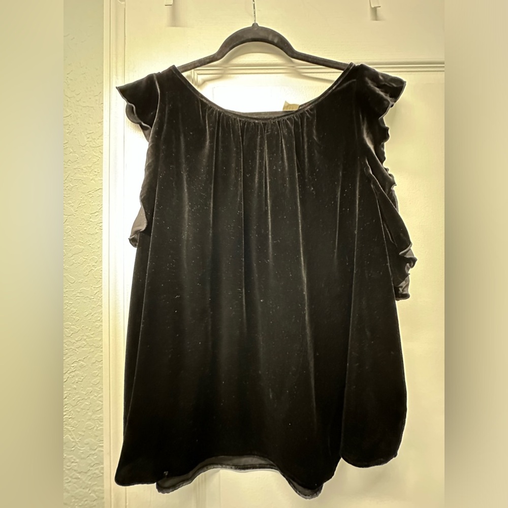 GAP Black Velvet Ruffle Sleeve Tank Top